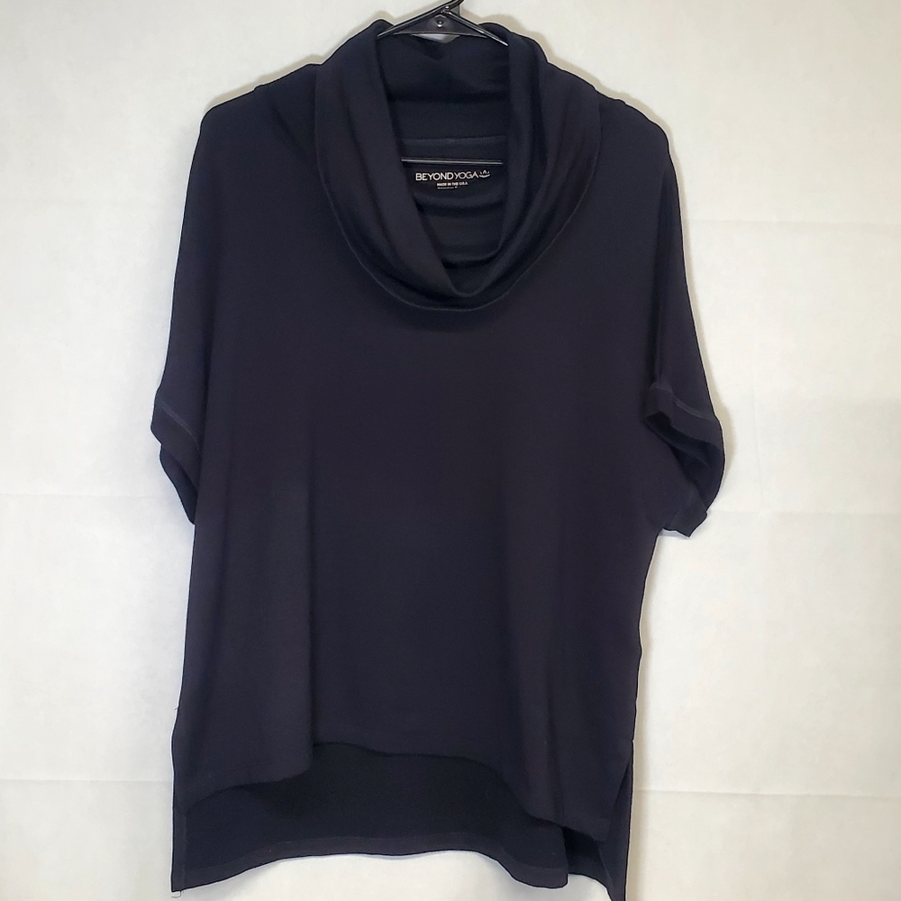 Beyond Yoga Black Cowl Neck Shirt Size Medium